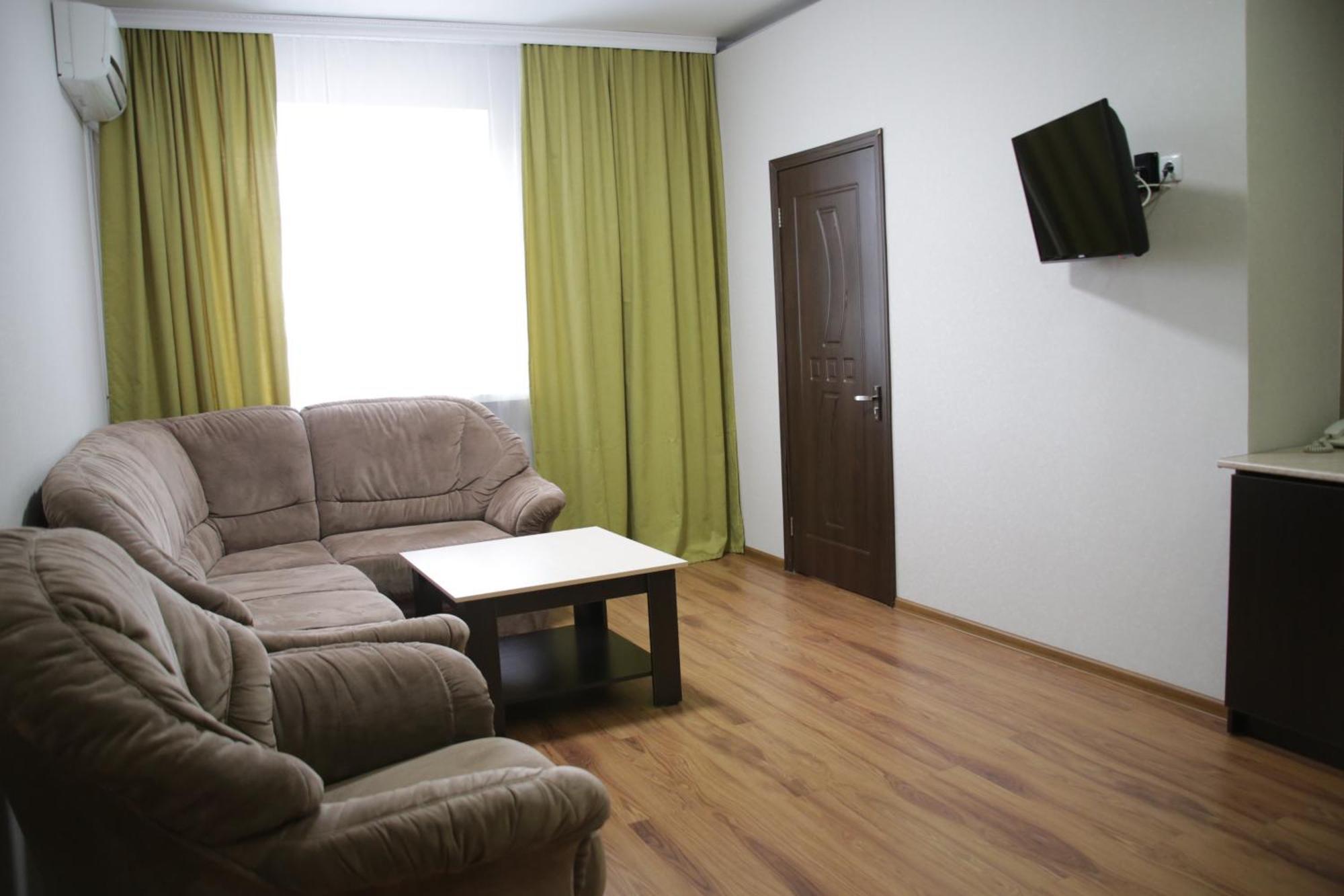 City Hotel Ustʼ-Kamenogorsk Extérieur photo