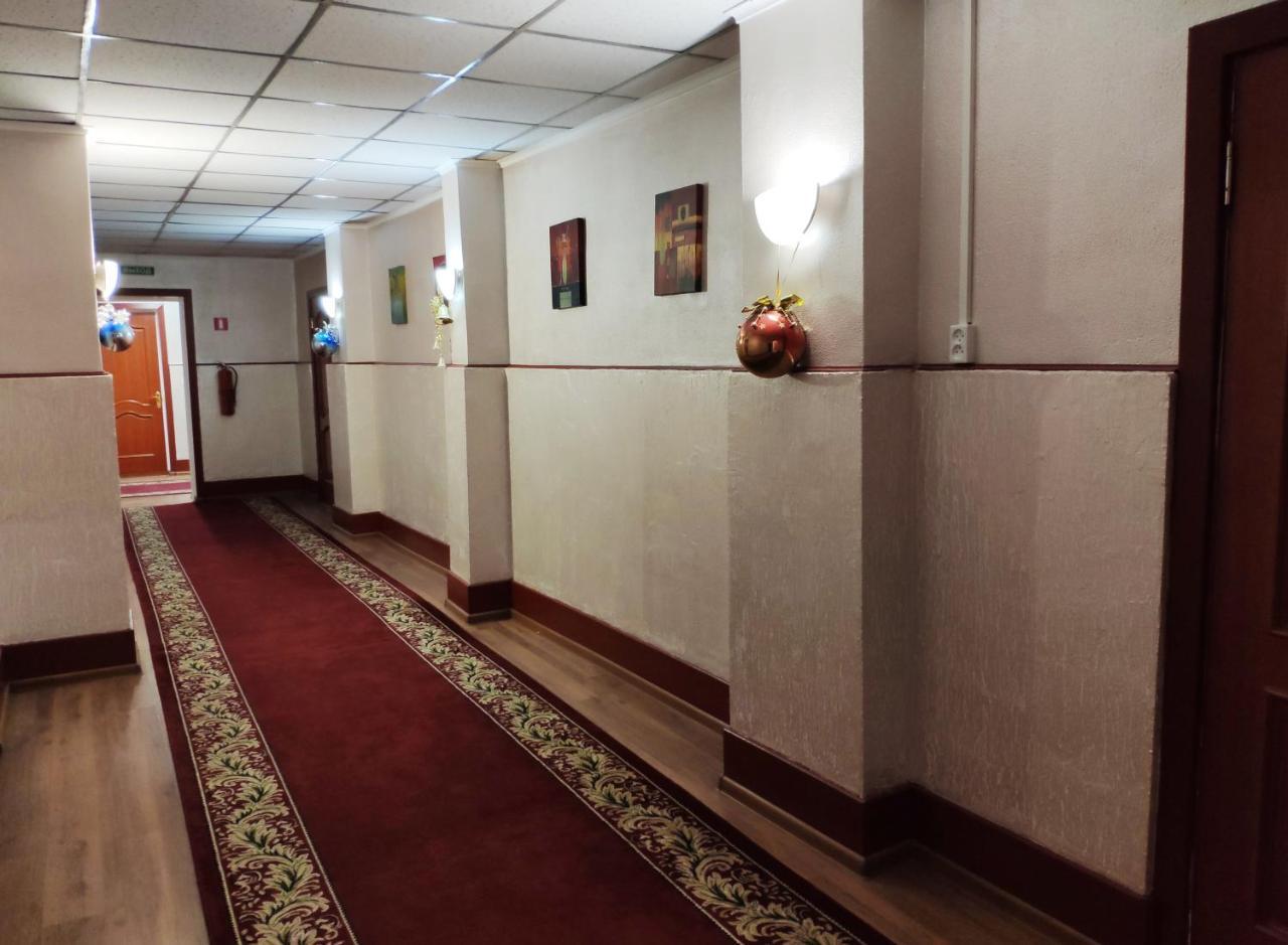 City Hotel Ustʼ-Kamenogorsk Extérieur photo