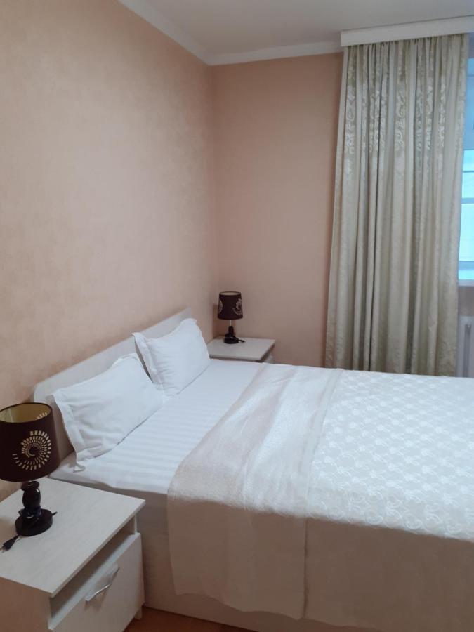 City Hotel Ustʼ-Kamenogorsk Extérieur photo