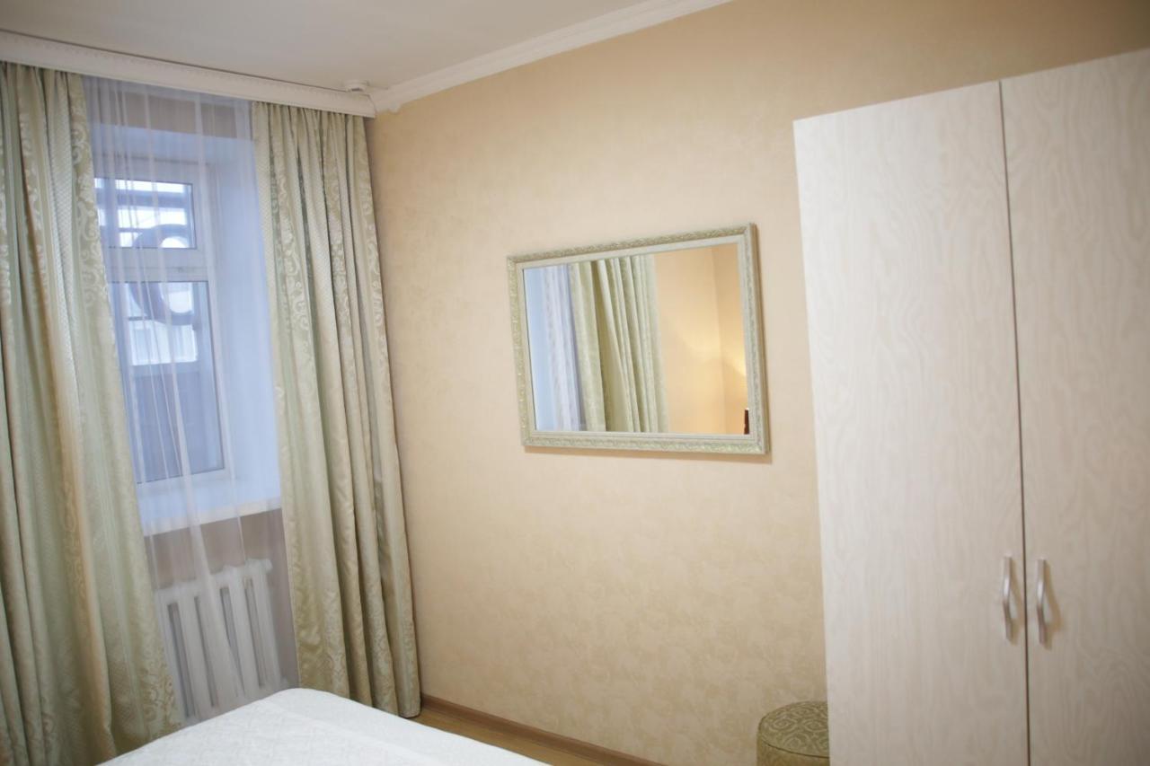 City Hotel Ustʼ-Kamenogorsk Extérieur photo