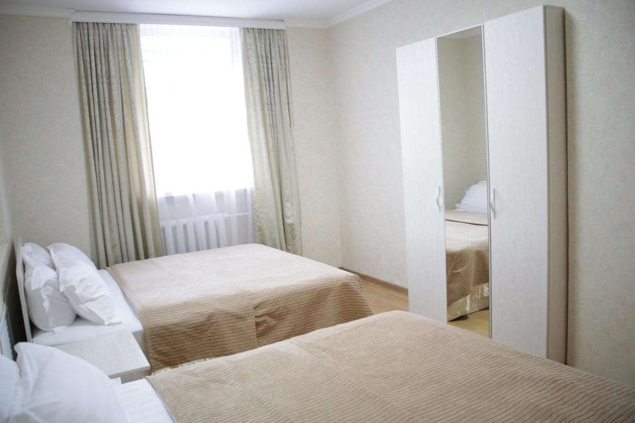 City Hotel Ustʼ-Kamenogorsk Extérieur photo