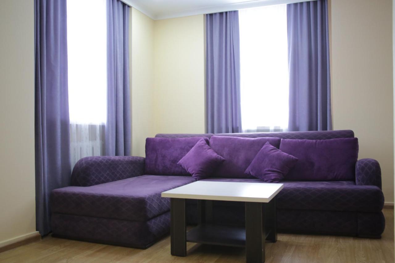 City Hotel Ustʼ-Kamenogorsk Extérieur photo